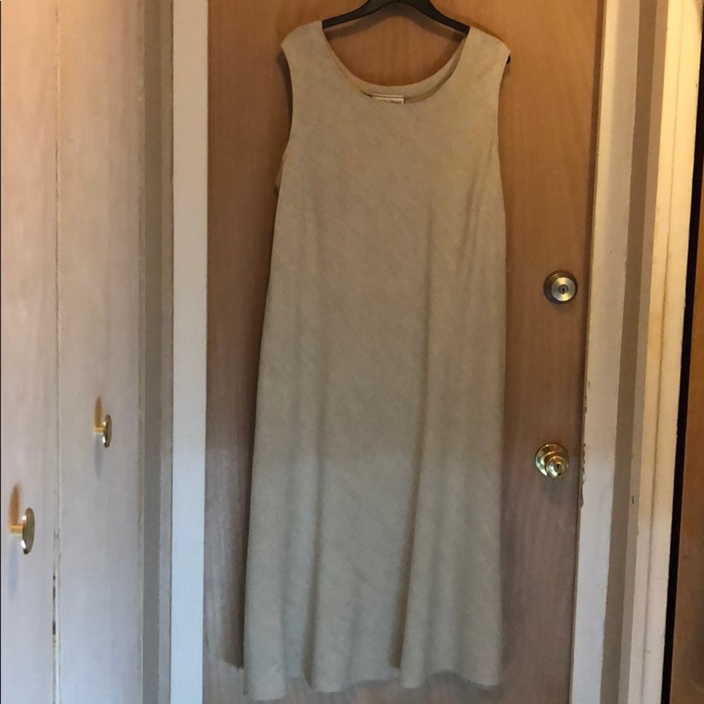 August Max Woman Long sleeveless Dress